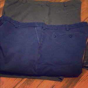2 pairs of men’s flat front cotton shorts